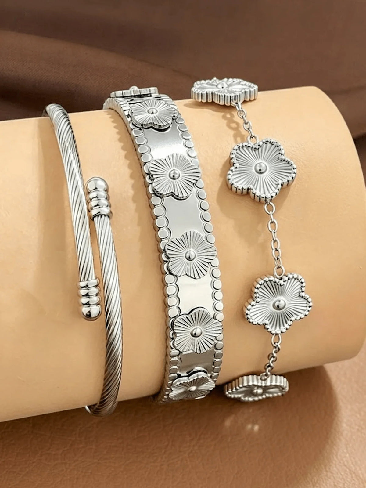 Minimalist Stainless Steel Five Leaf Clover Charm Bracelet Set