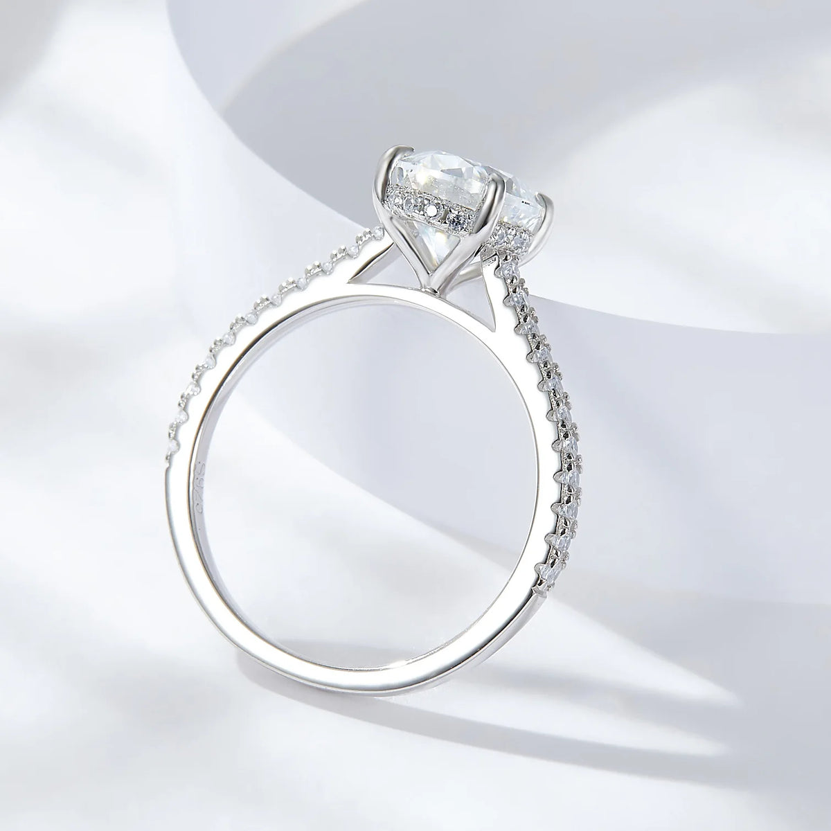 Oval 925 Sterling Silver Moissanite Ring For Engagement And Wedding